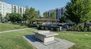 Outdoor Activities at The MilTon Luxury Apartments, Illinois